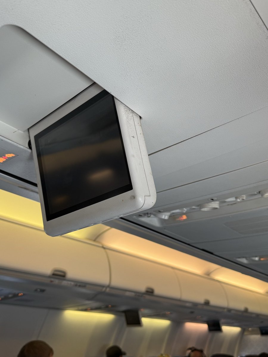 Joel Strachan tweet media