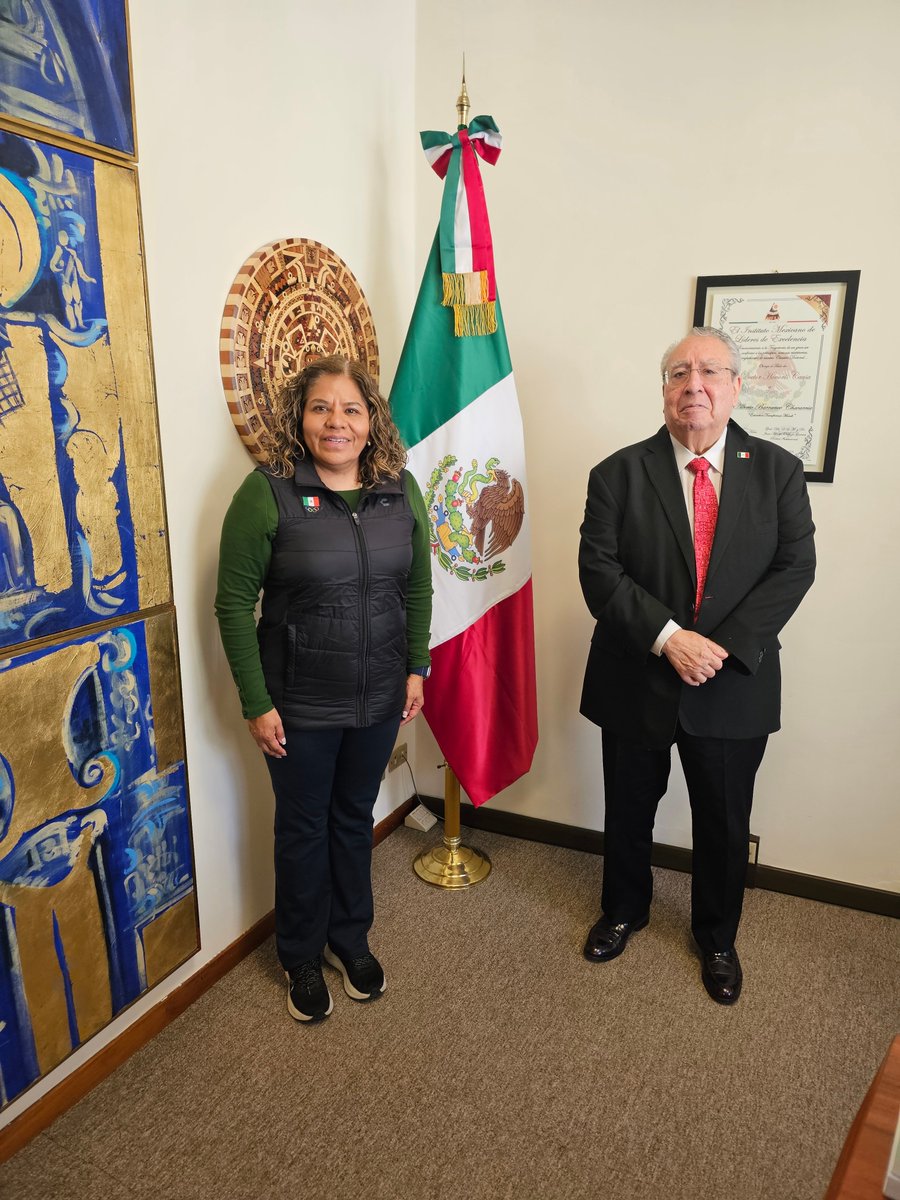 Recibimos en la embajada a Mary Jose Alcalá, presidenta del Comité Olímpico Mexicano.