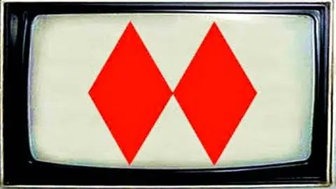 Yo pondría de nuevo los rombos en la TV, para informar que los menores no deben ver de entre otros y POR SU SALUD MENTAL, programas como:

El de Iker Jiménez 
El de Ana Rosa
El de Risto Mejide 
El de Ferreras
El de Nacho Abad
El de Pablo Motos
El de Susanna Griso
El de tele Ayuso