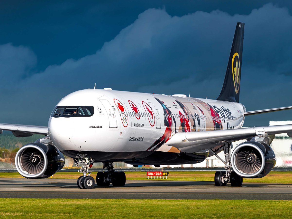 airwaysmagazine's tweet photo. Go Canada go!

📸: Ethan Hermawan/ Airways                   

#aircanada #airbus #avgeek https://t.co/dBa4oKusDc