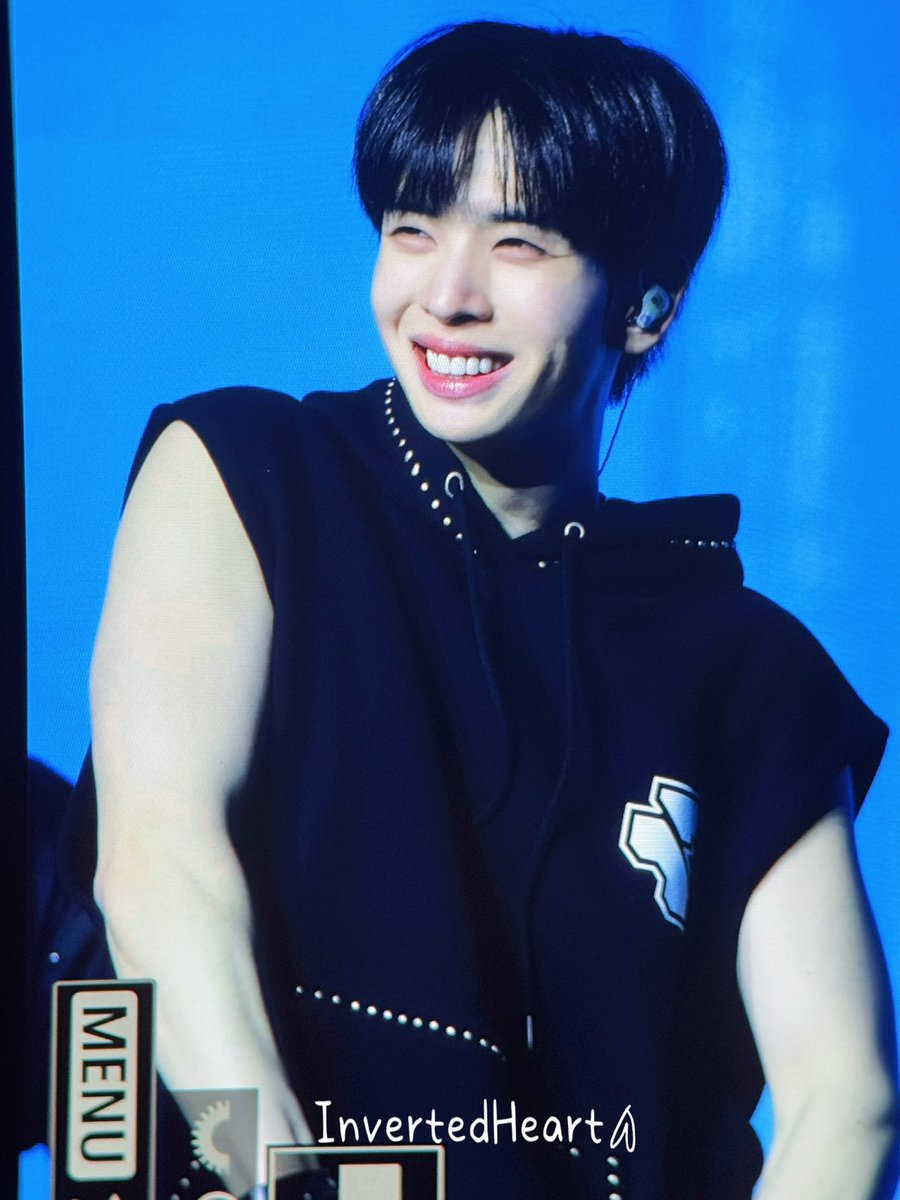 InvertedHeart426 tweet media