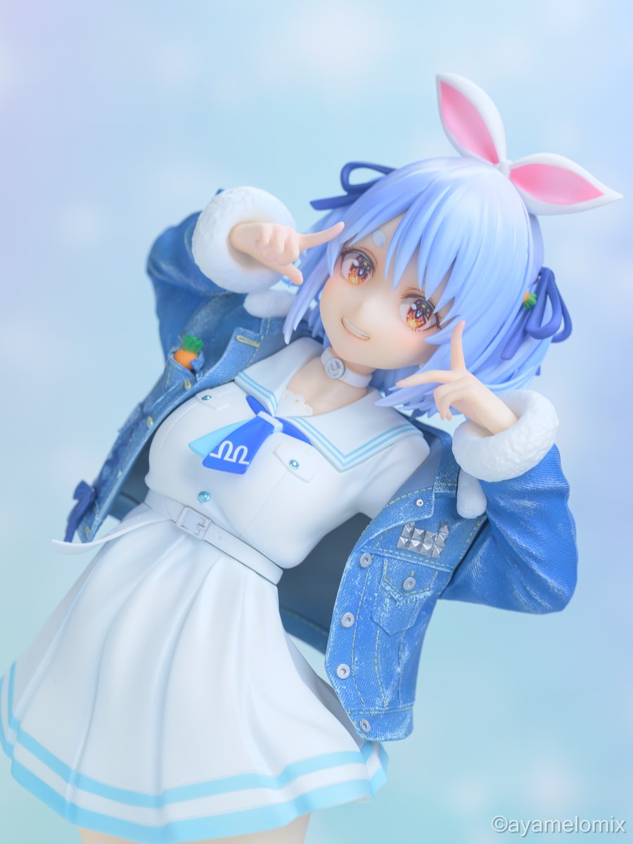 ホロライブ 兎田ぺこら 2021年新衣装Ver. を制作させて頂きました