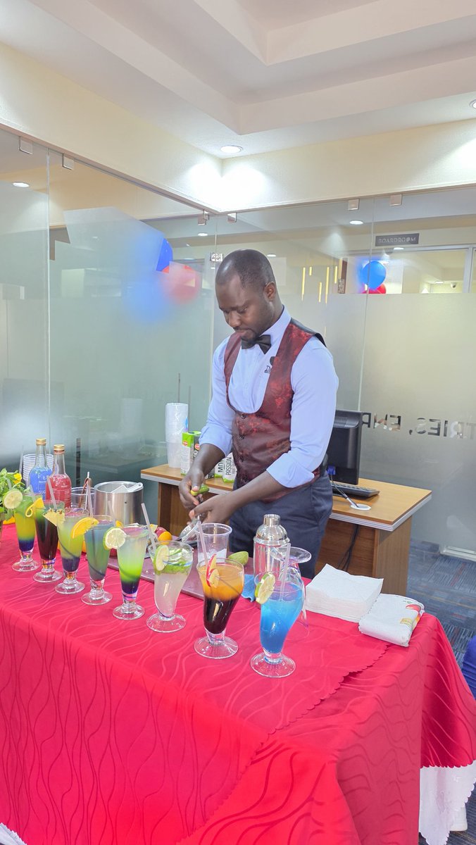 Caribbeancargo2's tweet photo. Thank you so much for attending our "Sip &amp; Ship with Caribbean Cargo" session. We truly hope we can be of help to your business. Find us on 7th Floor,  International Life House 

#shipping #CargoServices #chinatokenyashipping #SourceFromChina #SipandshipwithCaribbeanCargo https://t.co/dWtsADDqn4