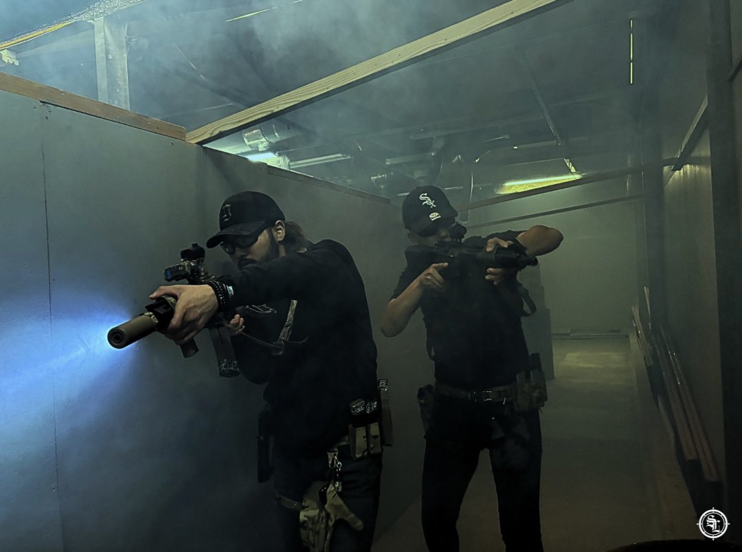 かっこいい画像沢山あるのに
ぜーんぜん載せてない、、、
勿体無い

#sabalab
#サバラボ
#サバゲー
#theroom
#タクトレ