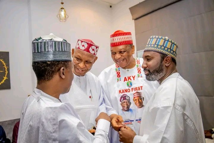 Money first 🥇 
Ubangiji yaqara gwara kanku.
Wlh jiya na tausayawa <a href="/Kyusufabba/">Abba Kabir Yusuf</a>, gaba daya cabinet dinsa sukadai sukaje stadium 🏟️😪