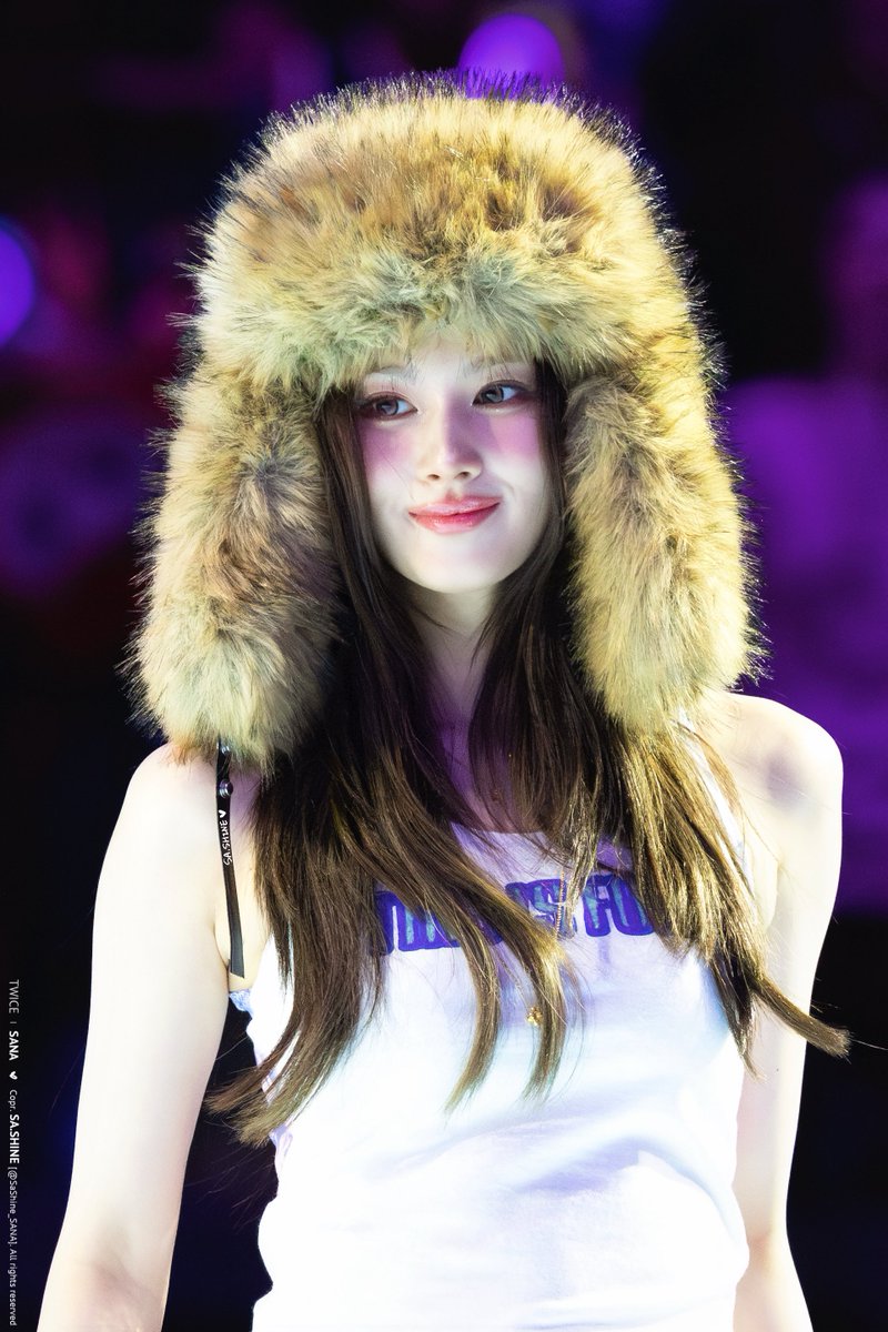 Post by sana this sana that 🍒 on X: 🦊