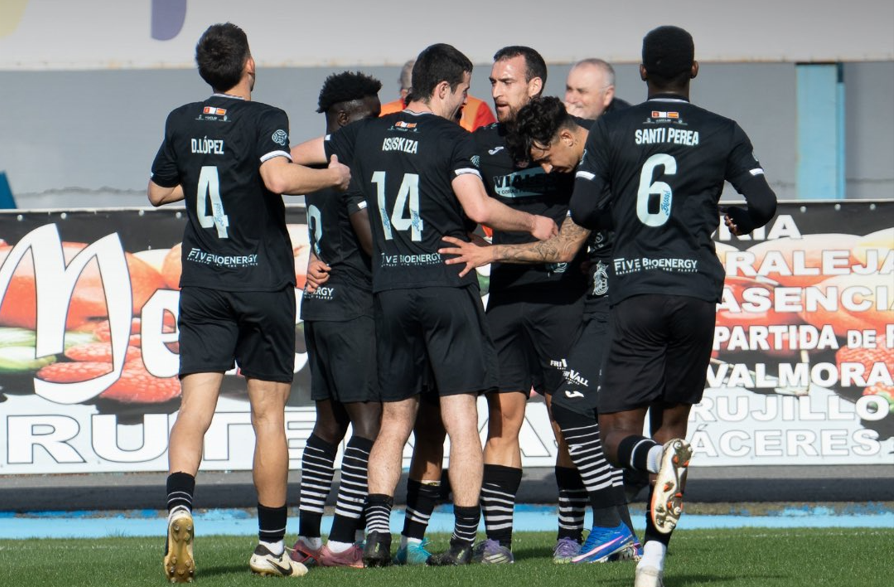 Luisja García 🎤📻 tweet media