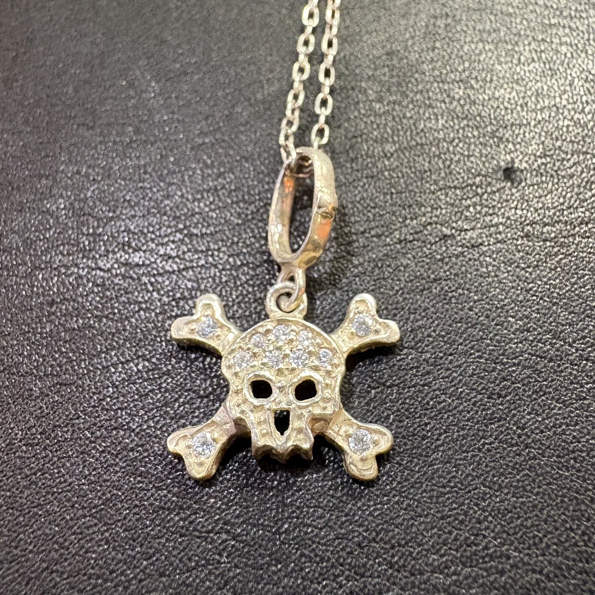 👨🏻‍🚀 ⭐︎new arrival⭐︎ ⚫︎ Loree Rodkin silver necklace