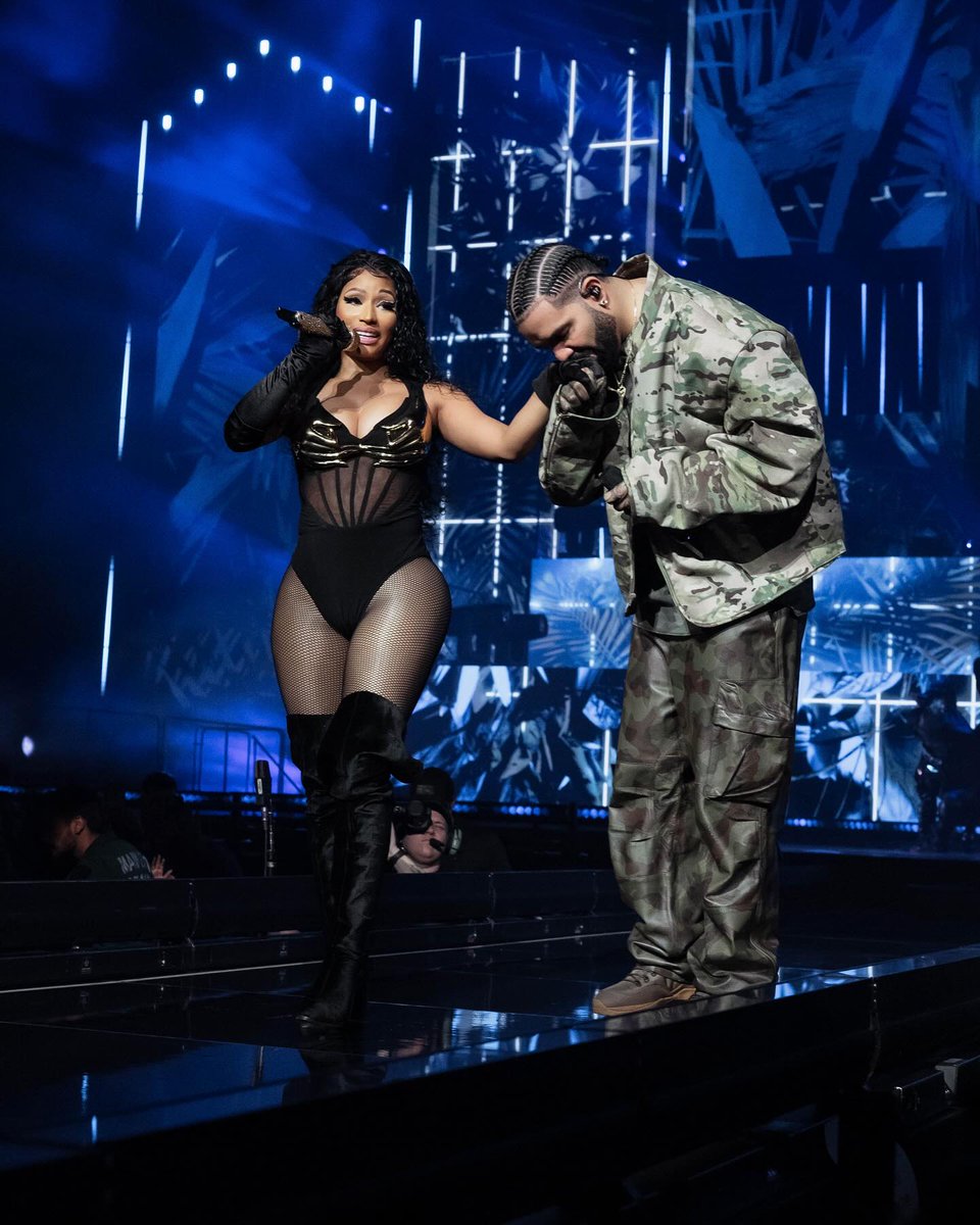 Minaj Society tweet media