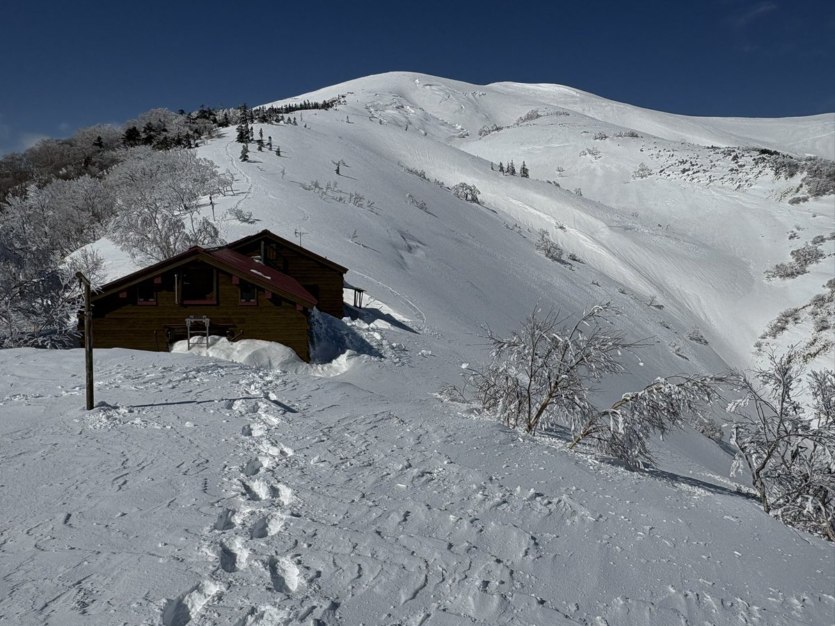 平標山の人(平標山の家公式) tweet media