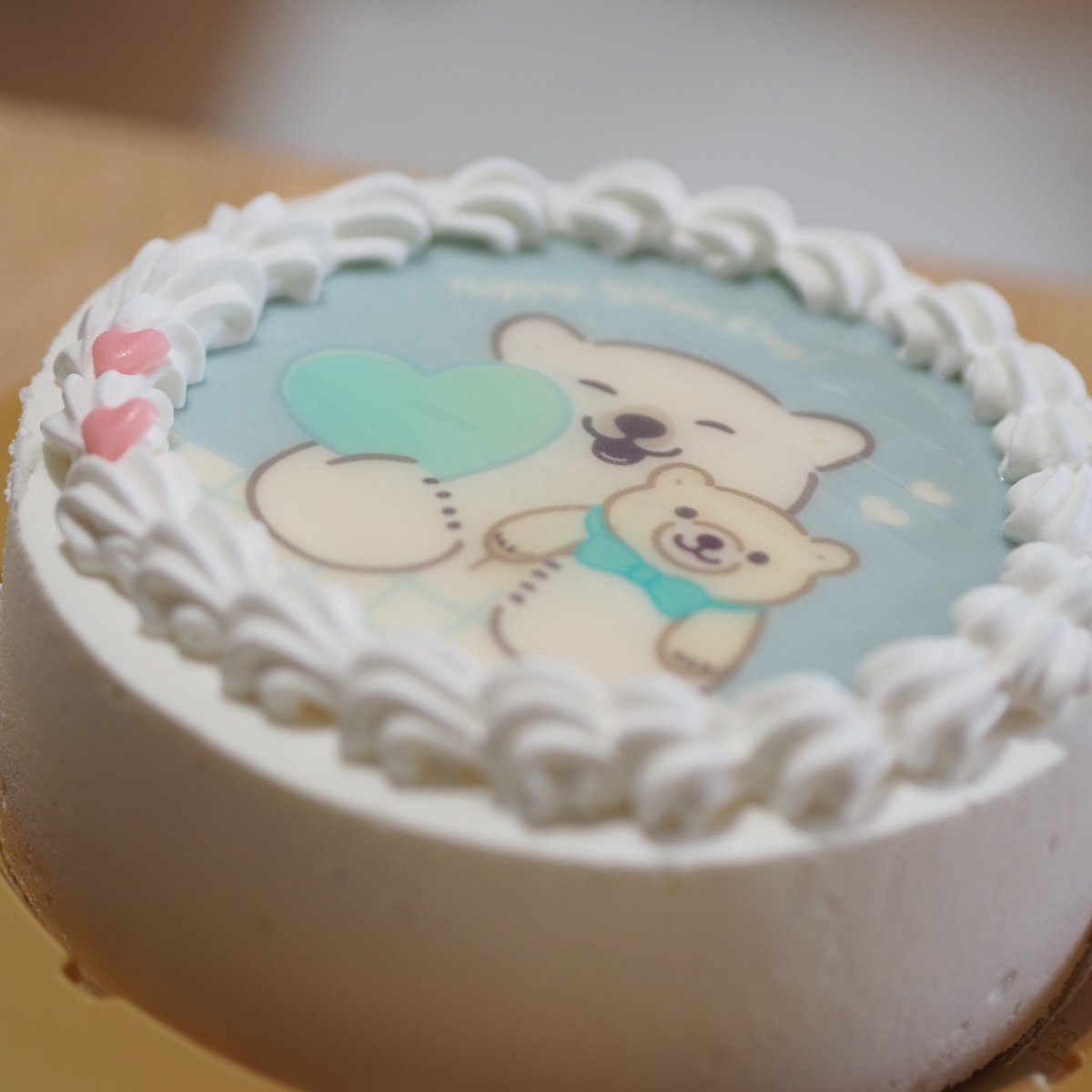 Harukuma_Info's tweet photo. ホワイトデーにも
シロクマのスイーツが発売されます🐻‍❄️🩵

シロクマのマカロンは、
シロクマ好きの方へのバレンタインのお返しにもぴったりです！ぜひごらんください🐻‍❄️🐻‍❄️✨

https://t.co/aXZ4vQmOgs https://t.co/f41z69pphH