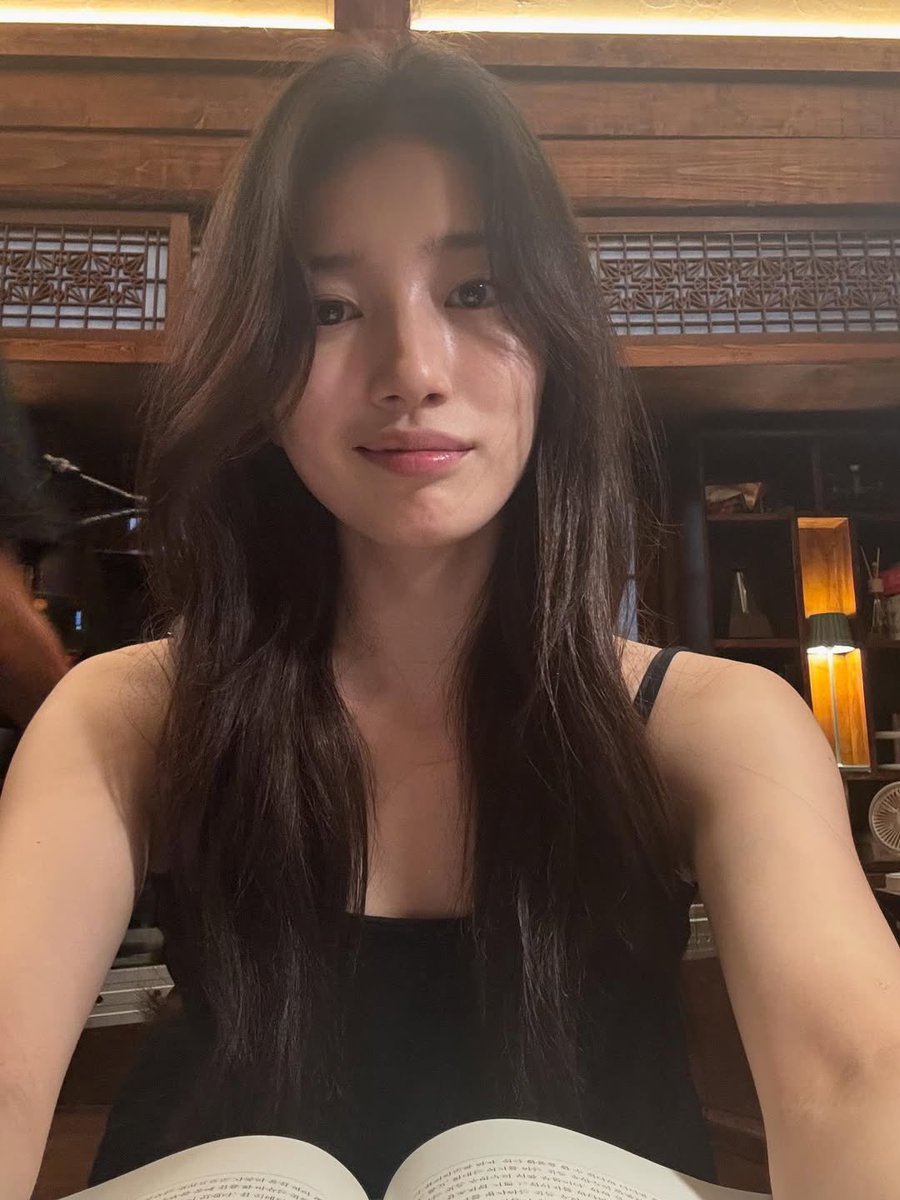snoozy tweet media