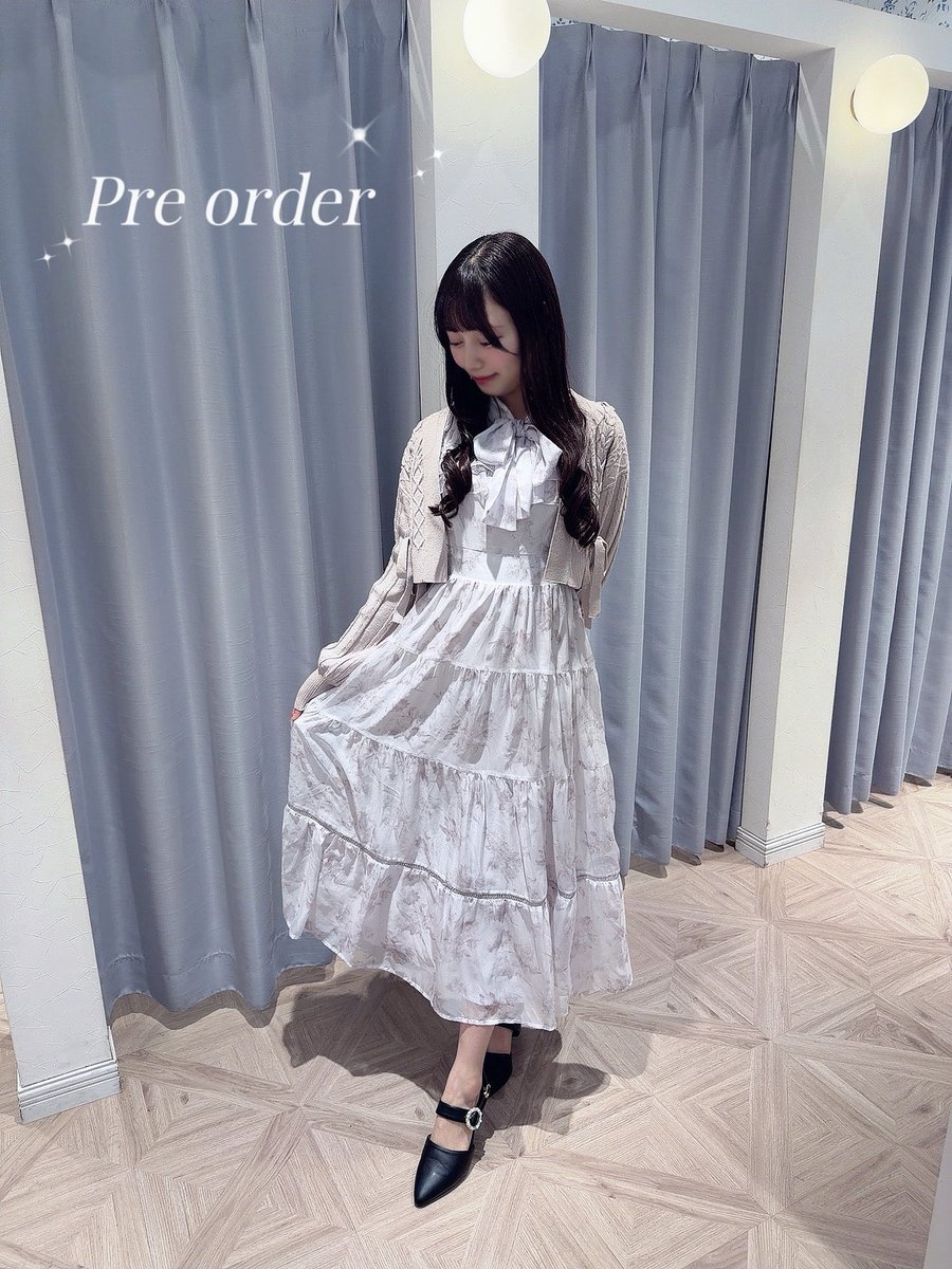 evelyn リボンボレロop evelyn新宿店♡ ✨𝐏𝐫𝐞 𝐨𝐫𝐝𝐞𝐫✨ ⁡ #UVレースアップリボンボレロ