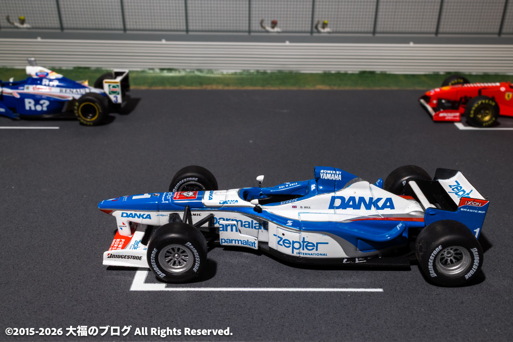 MSP_PiPi_san's tweet image. アロウズA18（1997年）

1997年8月10日　アロウズとヤマハが、悲願のGP初優勝に一番近づいた日

王者ヒルが一番輝いた1997年ハンガリーGP

正直、ウィリアムズ在籍時のヒルの才能を疑っていた私

しかしあの日の彼の走りを観て、王者に相応しいドライバーだと考えを改めた
motorsport-photography.net/1-43-arrows-a1…