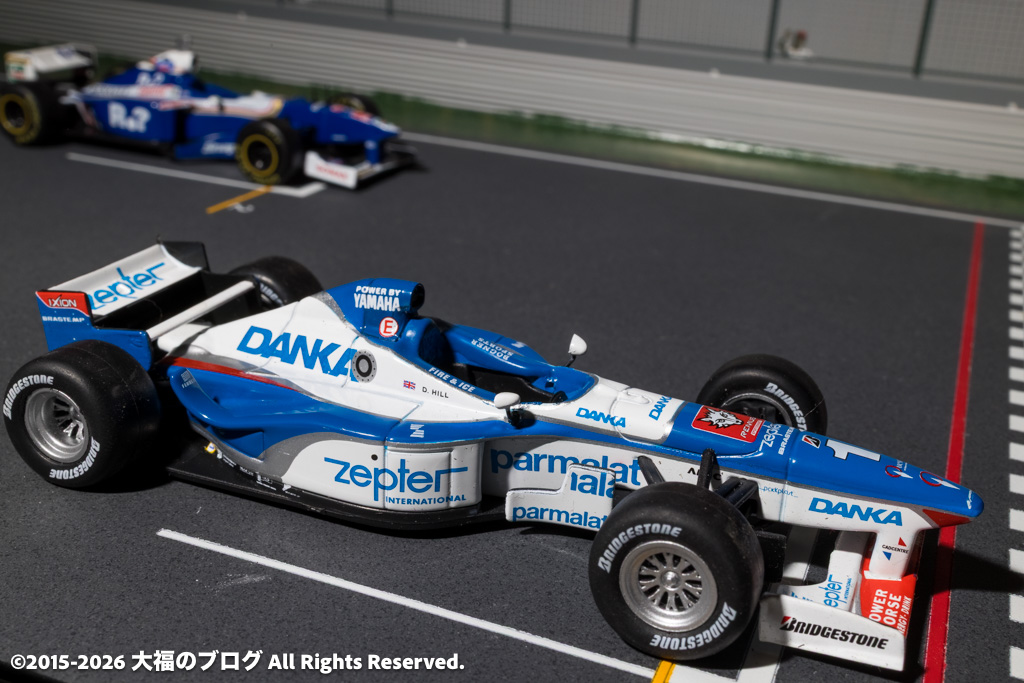 MSP_PiPi_san's tweet image. アロウズA18（1997年）

1997年8月10日　アロウズとヤマハが、悲願のGP初優勝に一番近づいた日

王者ヒルが一番輝いた1997年ハンガリーGP

正直、ウィリアムズ在籍時のヒルの才能を疑っていた私

しかしあの日の彼の走りを観て、王者に相応しいドライバーだと考えを改めた
motorsport-photography.net/1-43-arrows-a1…