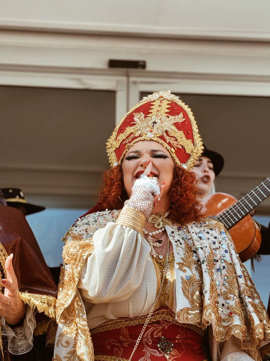 𝐀𝐧𝐚 𝐑 tweet media