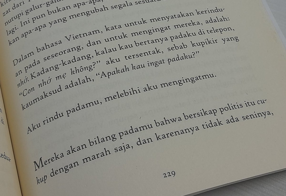 baca yang versi indo kok jd aneh gini😭