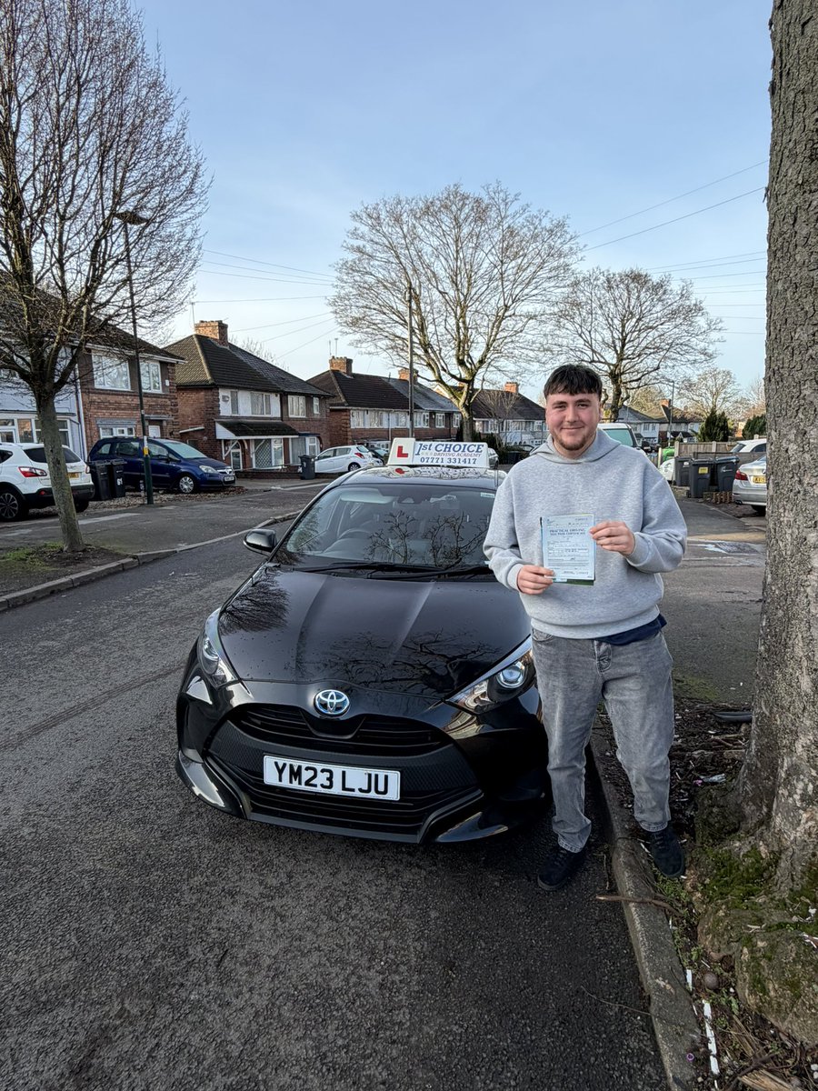 1stChoiceDA's tweet photo. Well done to Jack who passed his test today with 0 faults with Phil Durose at the #Kingstandingtestcentre

Well done from all of us at https://t.co/f66jzH0pKD 

Good luck in the futures &amp; safe driving 🚗🎉 https://t.co/VcXx7RDKLN