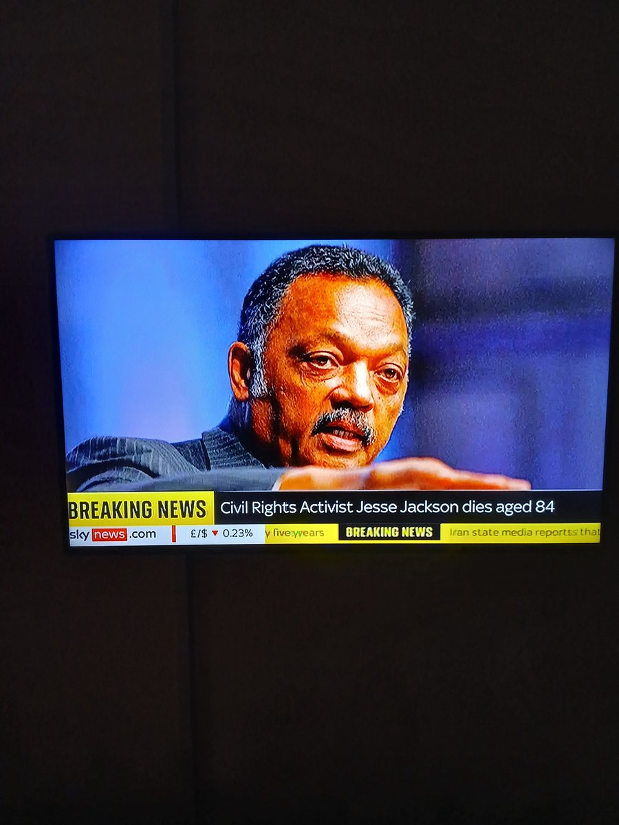 molarawood's tweet photo. The breath left my chest on seeing this. The passing of Rev. Jesse Jackson, Civil Rights icon, true disciple of Martin Luther King Jr. and former US presidential candidate. I saw him once, at what was then the Garden City Literary Festival, in Port Harcourt. 

Rest in Power. ✊🏾 https://t.co/fXKC5902un
