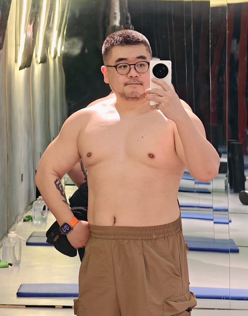 鲁鲁尼 tweet media