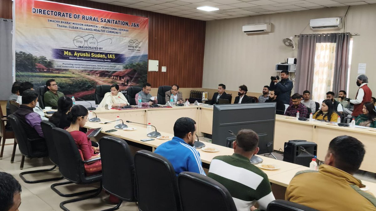 dcsambaoffice's tweet photo. SBM (Grameen) promotional seminar held at Samba to boost community participation in rural sanitation.
DC  Samba @SudanAyushi,  emphasised collective responsibility to achieve the vision of clean villages and healthy communities. @diprjk @ddnews_jammu @AkashvaniAIR https://t.co/hkCnLgPs1C
