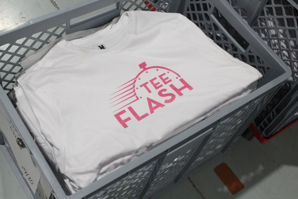 teefactorycom's tweet photo. Need custom merchandising in record time? ⚡👕

At Teefactory, we’ve optimized everything to launch TeeFlash:

✅ T-shirts, Hoodies &amp; Totes ready in 24-48h. 
✅ Perfect for events &amp; trade shows. 
✅ High-quality branding at top speed.

Check it out! 👇 https://t.co/Ivl8NggOD1