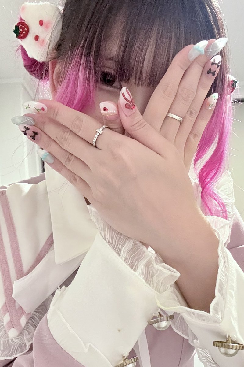 Happy Tet Holiday ~

with nii-chan 🐰💛💕