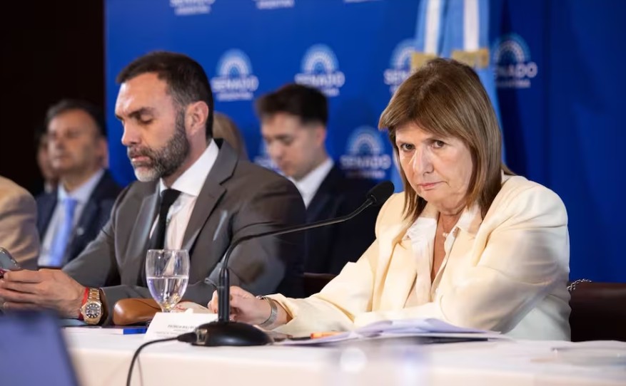 ⚠️#POLÍTICA | La estrategia del Gobierno para aprobar la Reforma Laboral sin que vuelva al Senado: Qué pasará con las Licencias Médicas

Si se hace una modificación durante el tratamiento en comisión o en Diputados, la ley debe volver al Senado (donde ya obtuvo media sanción)