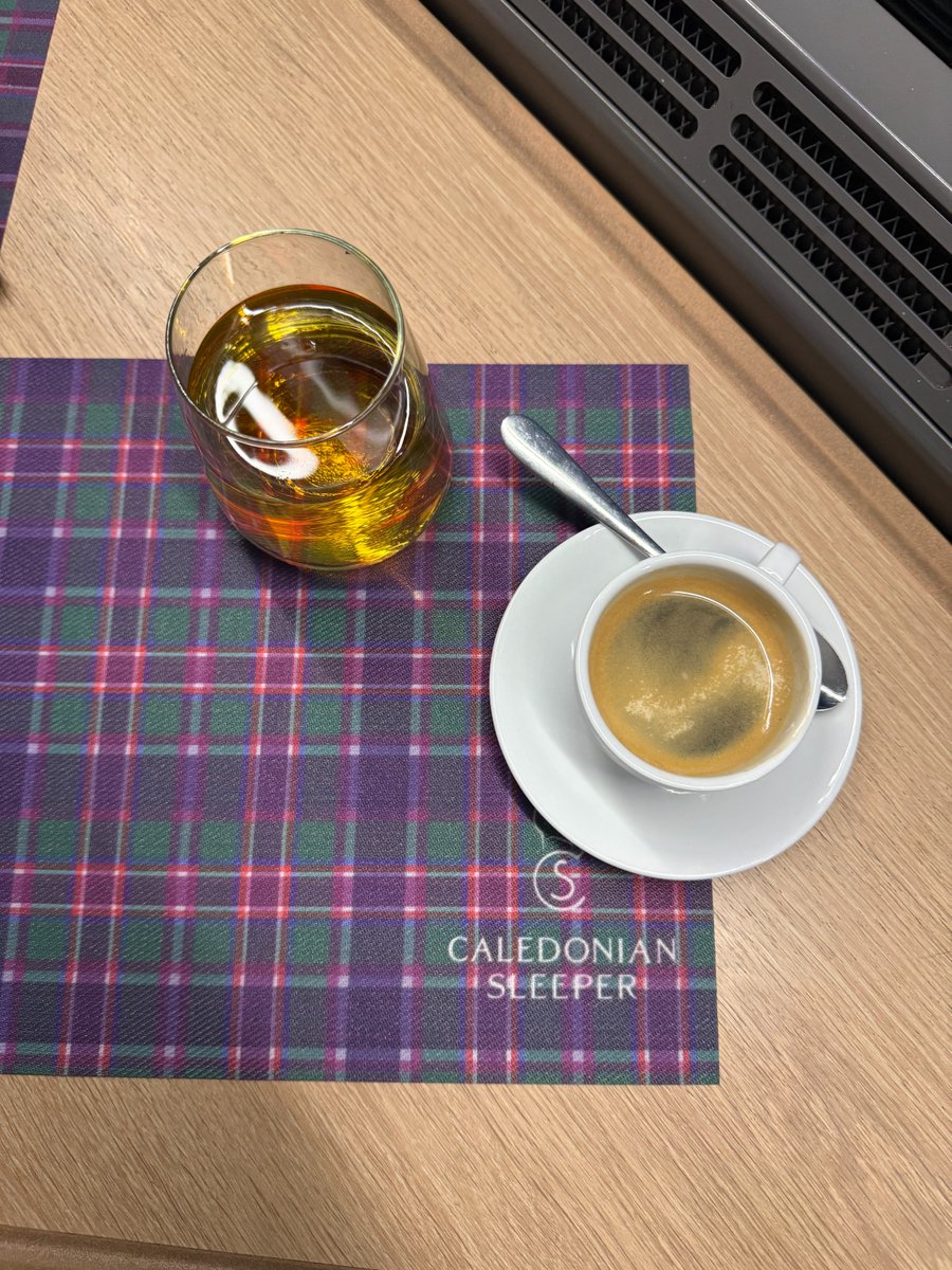 Caledonian Sleeper tweet media