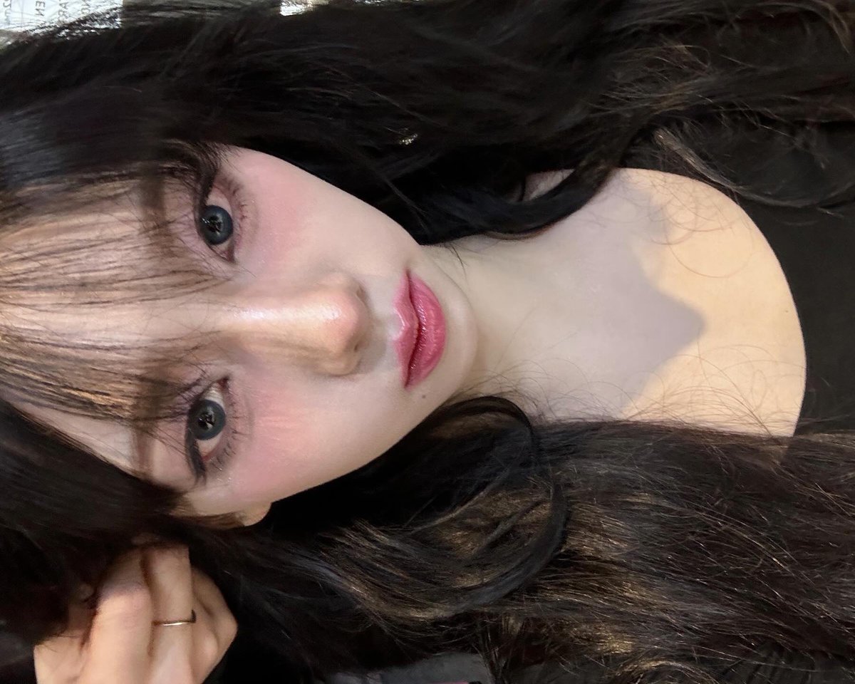 쓔 tweet media