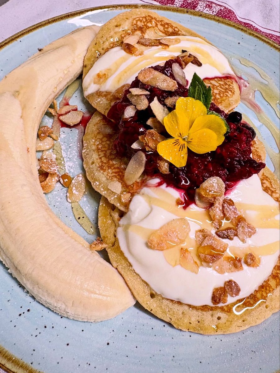 courtyardbath's tweet photo. Happy Pancake Day! 🥞🧈We’re here with the sweet and savoury stacks to bring joy today (and every day). Pop down the steps to come and see us 🫶

#pancakeday #sweettreats #pancakes #sweetnsalty https://t.co/6dNPGWm4zz