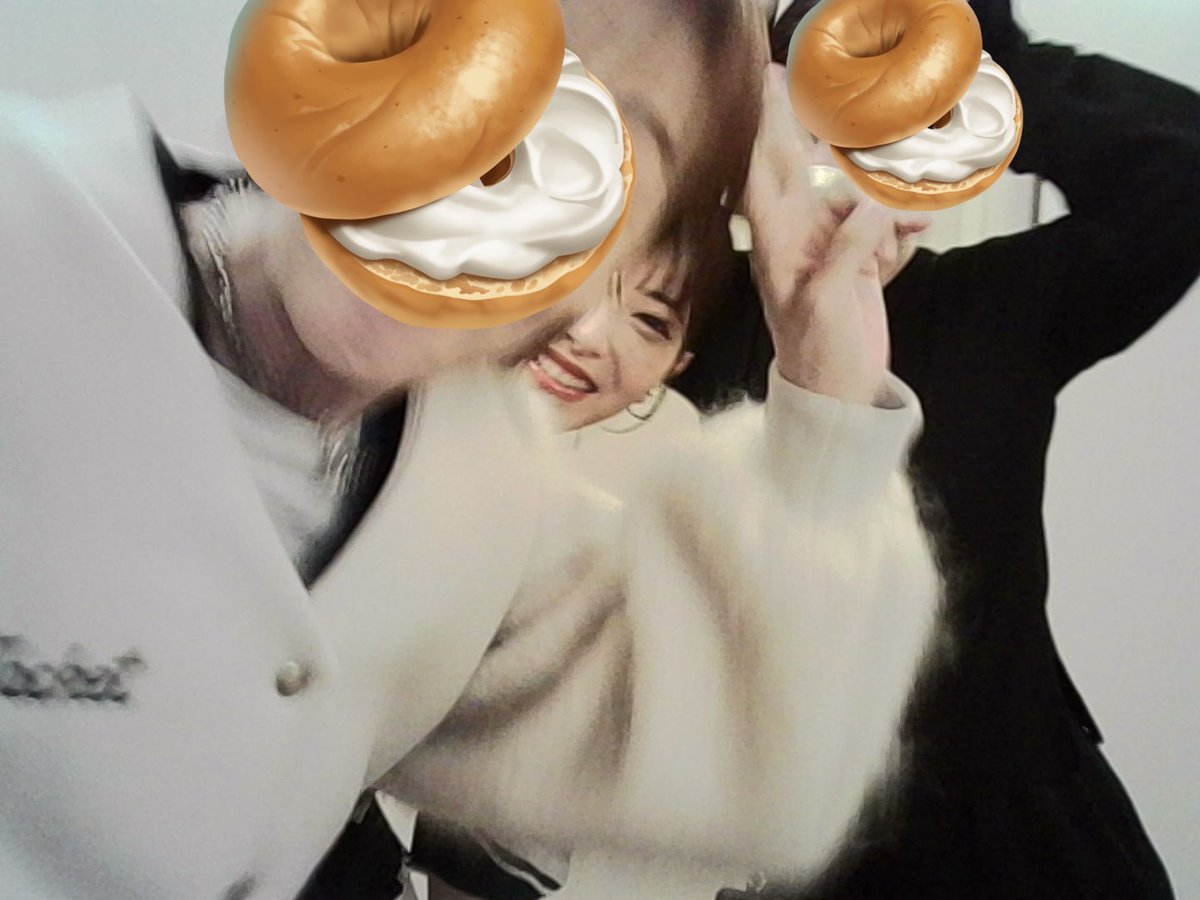 浜辺美波 tweet media