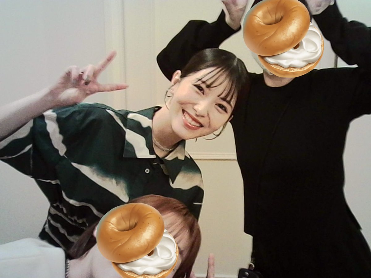 浜辺美波 tweet media