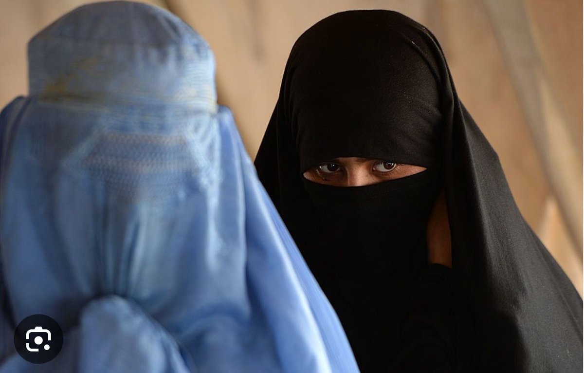 Hoy se debate y vota en el <a href="/Congreso_Es/">Congreso</a> la prohibición del burka y el nicab. Apunten quienes voten a favor de mantener estas cárceles de tela para mujeres y niñas. Porque el velo no es un mero trapo, es la imposición de una moral patriarcal que subordina y daña a las mujeres. Es,