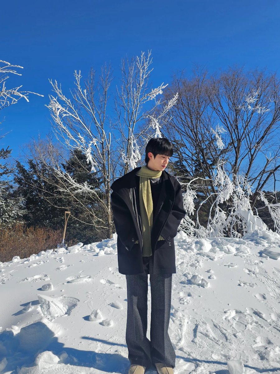 260217 Jin Instagram post

🐹: “Our ARMY, Happy Lunar New Year~” 

#방탄소년단진 #진 #JIN <a href="/BTS_twt/">방탄소년단</a>