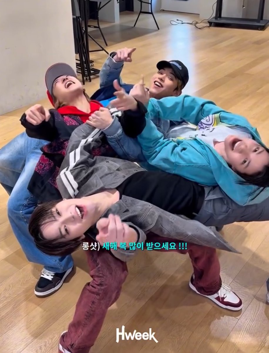 률렉스 tweet media