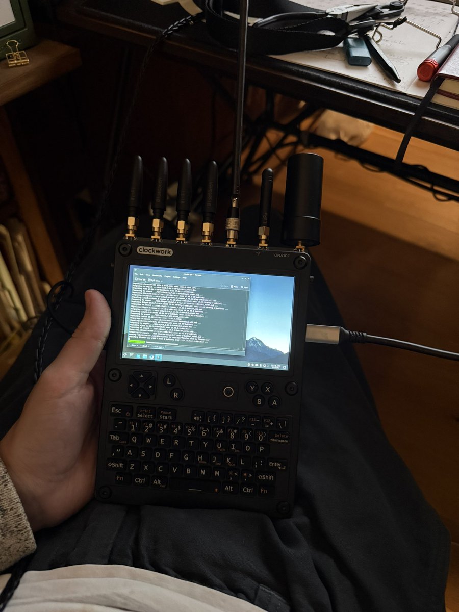 highvis_supply's tweet photo. Booted #clockworkpi #uconsole with @RadxaComputer #CM5 and #SDR breakout board https://t.co/uUDitLHPJV