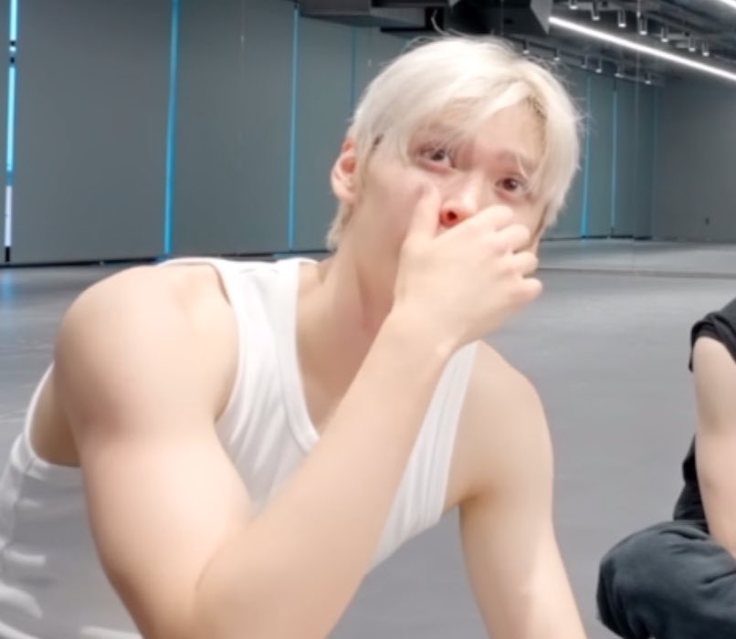 ออกพรบห้ามใส่เสื้อกล้ามขาวหน่อย มันจะมีคนเสียชีว