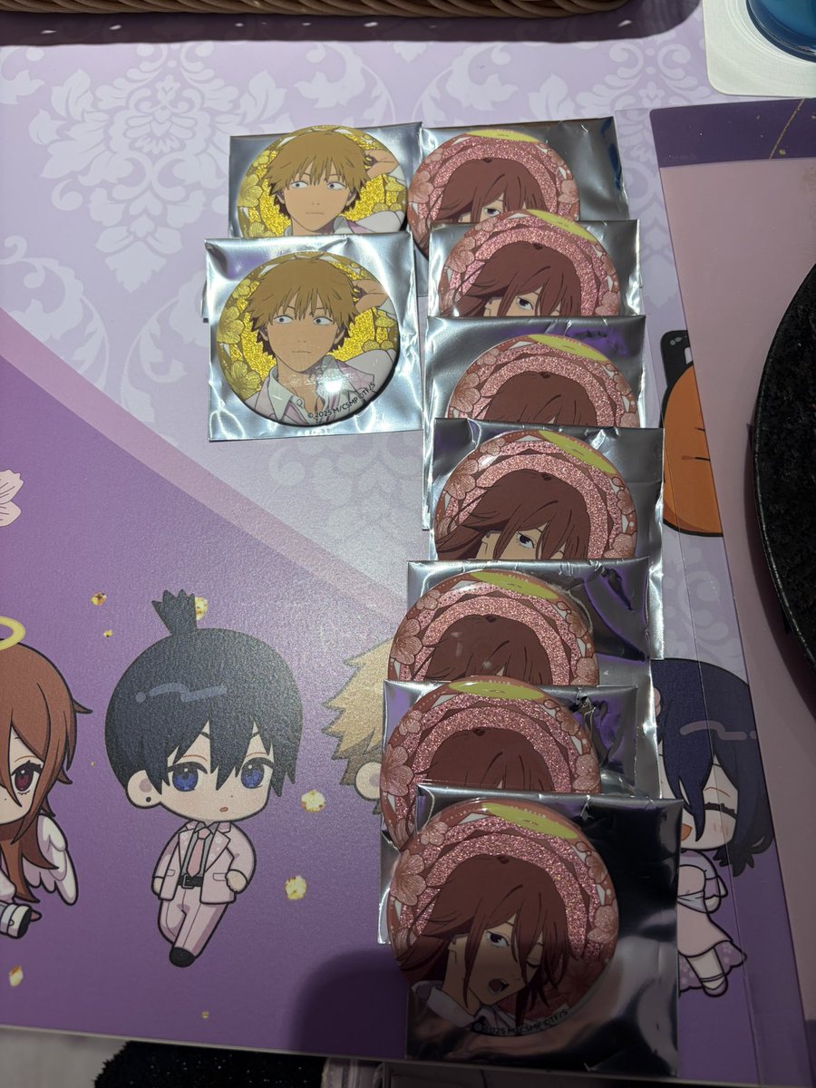 交換】 チェンソーマン サンシャインシティ プリンスホテル 缶バッジ