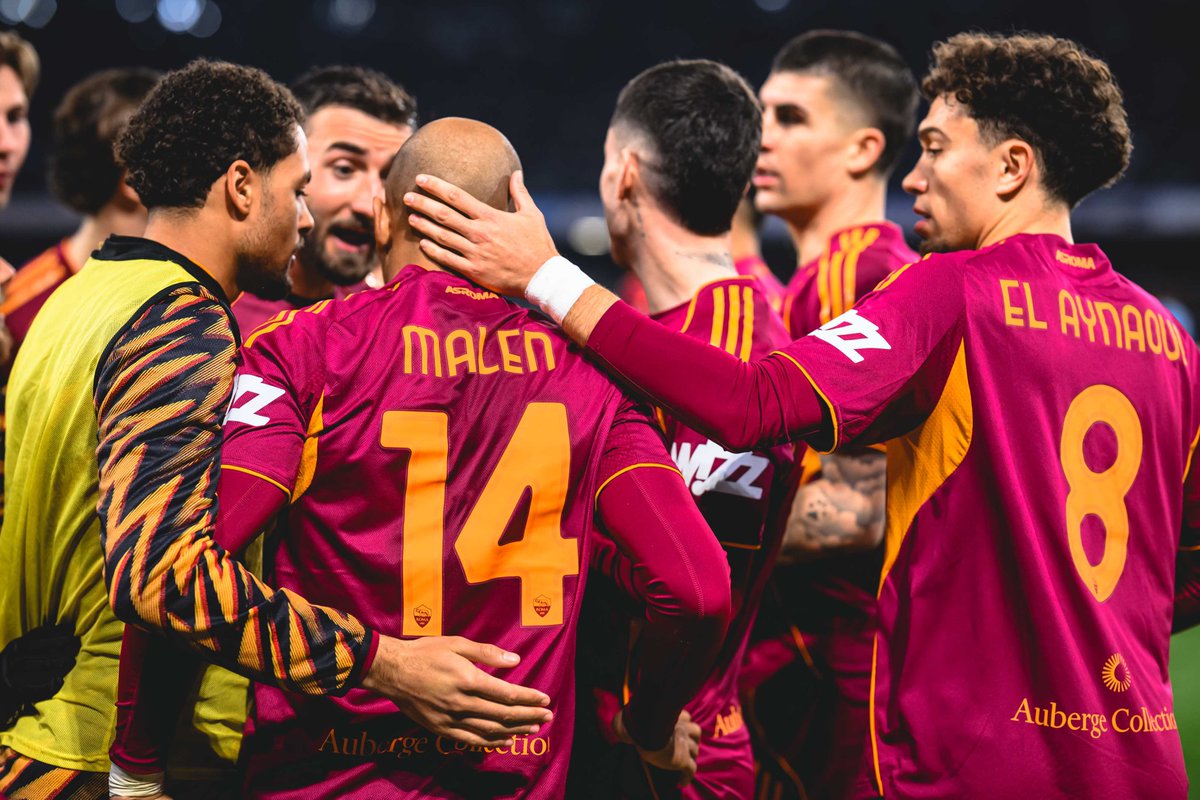في مباراة كريمونزي سيعود لتشكيلة روما :

🇧🇷 ويسلي
🇫🇷 مانو كوني
🇦🇷 باولو ديبالا 
🇪🇸 هيرموسو
🇮🇹 الشعراوي