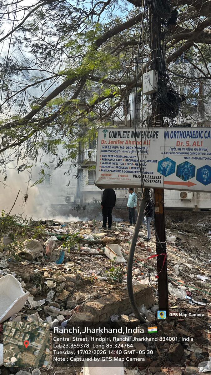 ResidentsJj's tweet photo. @rmccommissioner ,@DC_Ranchi ,@HemantSorenJMM ,@ranchipolice @CPCB_OFFICIAL ,@JharkhandCMO ,@HLTH_JHARKHAND 
Again today Expired Medicine & Medical waste in open space/children park opp Hera Apartmnt ,Behind Punjab sweets , Main Road Ranchi -was  Burned by Sarawgi Agency & ortho clinic  on 26Dec 2024 at 1.30 pm & 17Feb 2026 at 2.30 pm  . Please take appropriate cognizance to stop health Risk of citizens .