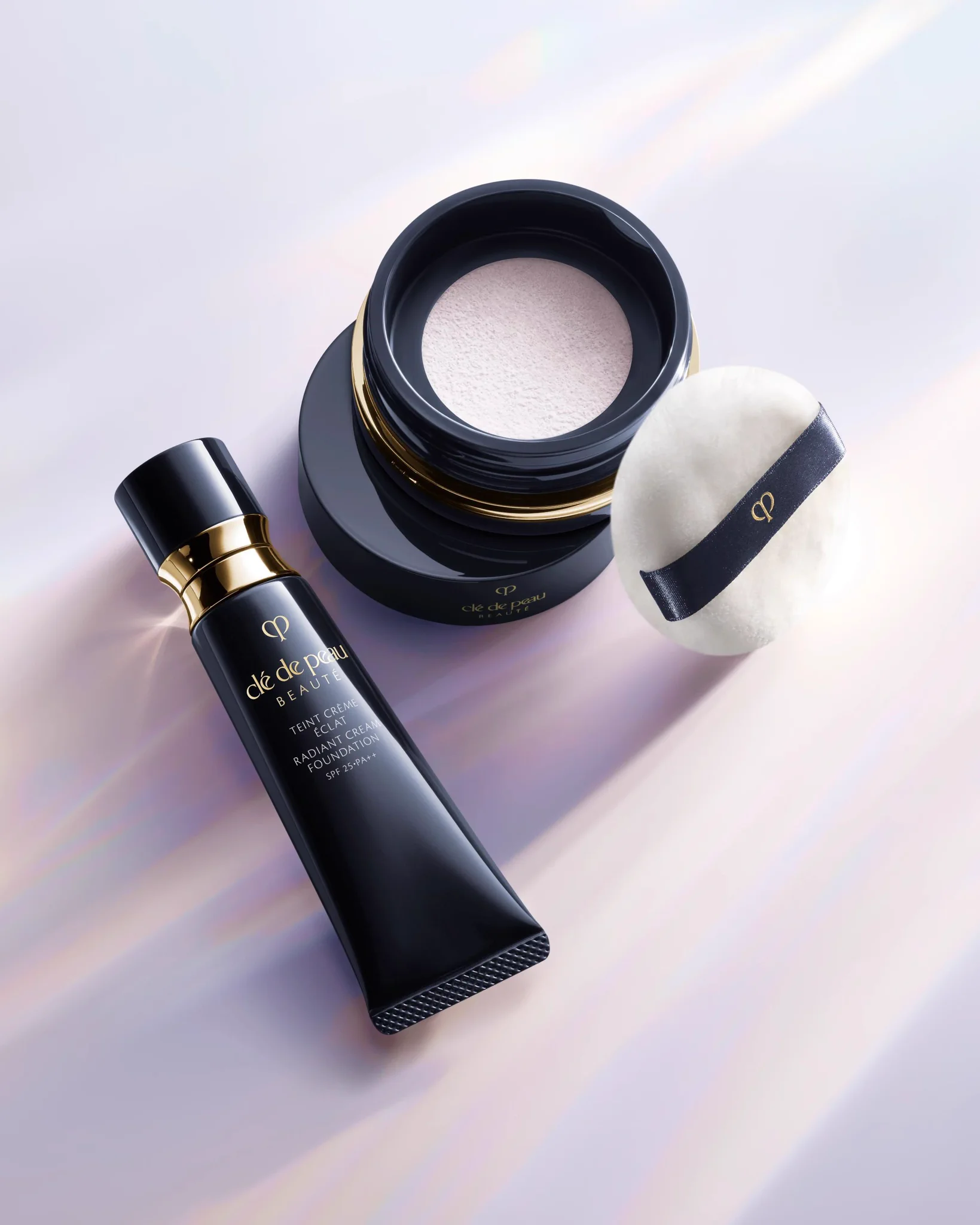 クレ・ド・ポーボーテ Cle de Peau BEAUTE フェイスパウダー