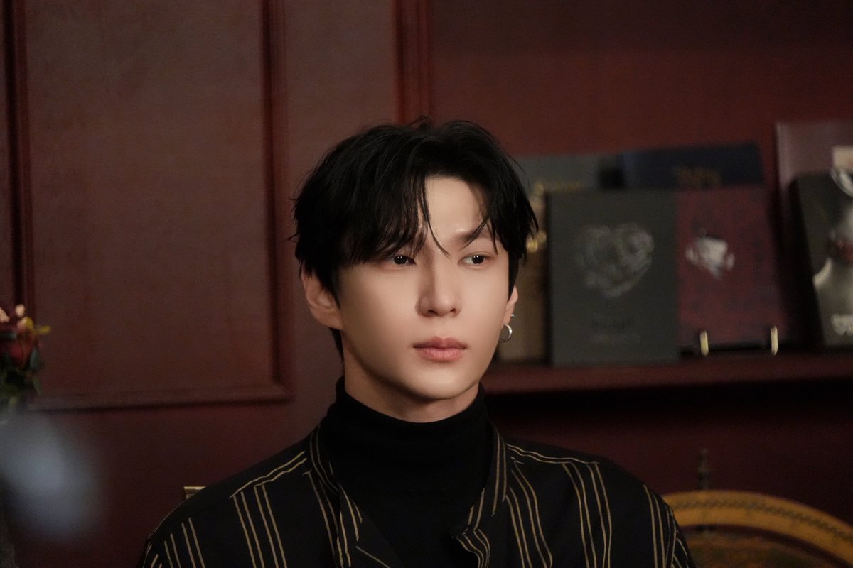 OfficialJTW_LEO's tweet photo. [📸PHOTO]

새로운 개인기 잘 배워 갑니다😎
남은 설 연휴 <개인기 디자인 스쿨> 보면서
모두 웃고 힐링하기🫶🏻
(📌 https://t.co/CoctyPwy1E )

#레오 #LEO
#정택운 #JUNGTAEKWOON
#개인기디자인스쿨 #개디스 https://t.co/H7n9bcrrEZ
