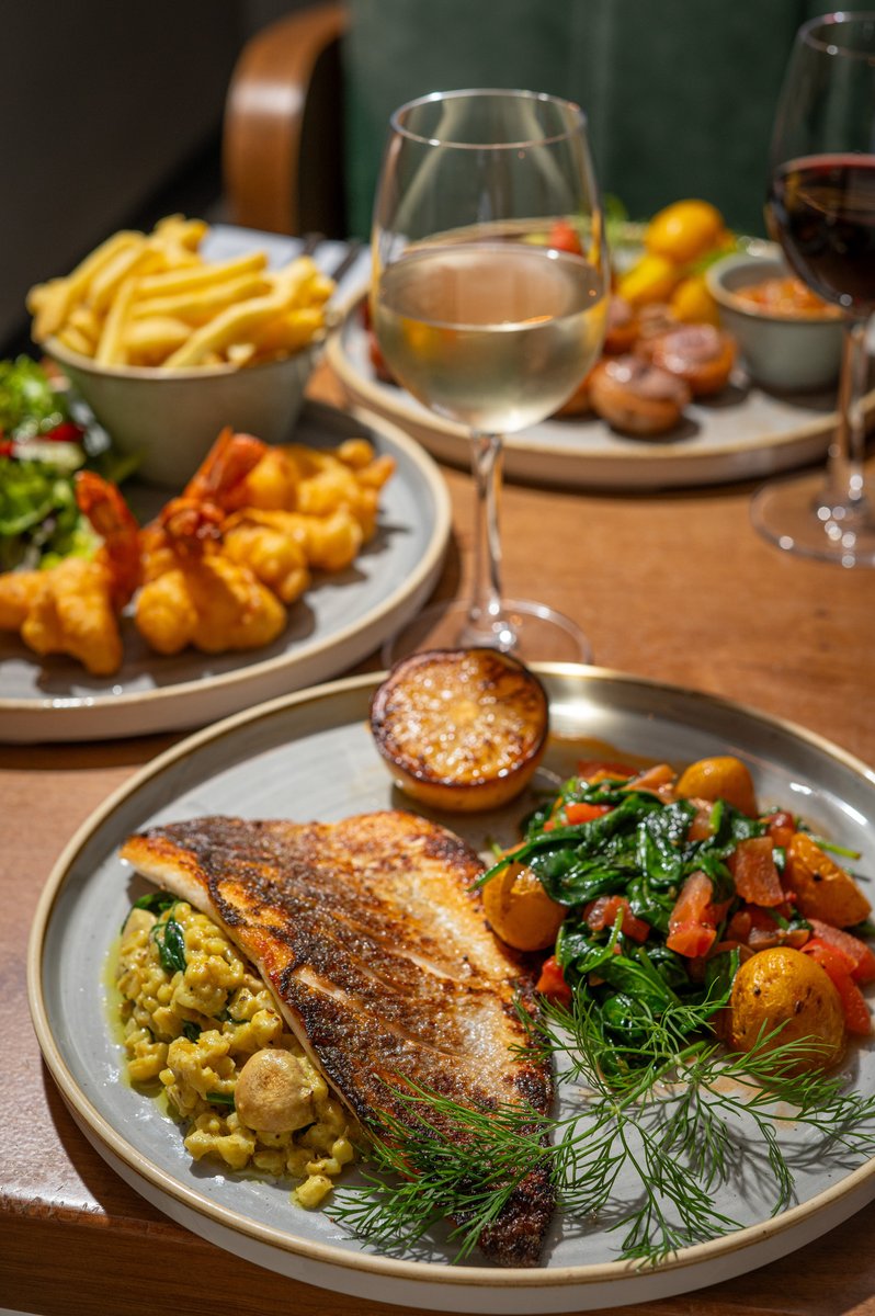 antalyaLondon's tweet photo. ��� Indulge in exquisite flavors at Antalya Restaurant London! From fresh fish to delicious sides, your dining experience awaits in Holborn. Reserve now! 🌿 #AntalyaRestaurant #TurkishCuisine #LondonFoodies https://t.co/JFTOp8lgPl