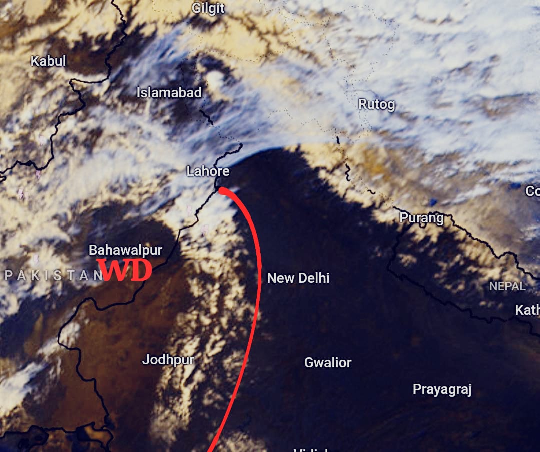 KashmirWeather2's tweet photo. The #current Western Disturbance will impact the Northern Plains late tonight and will affect some areas of Hp and Uk also.
There will be no impact in Kashmir the weather will remain clear and temp will rise #significantly
Isolated #thunder cells may develop over parts of Jammu https://t.co/8KjF06U8QJ