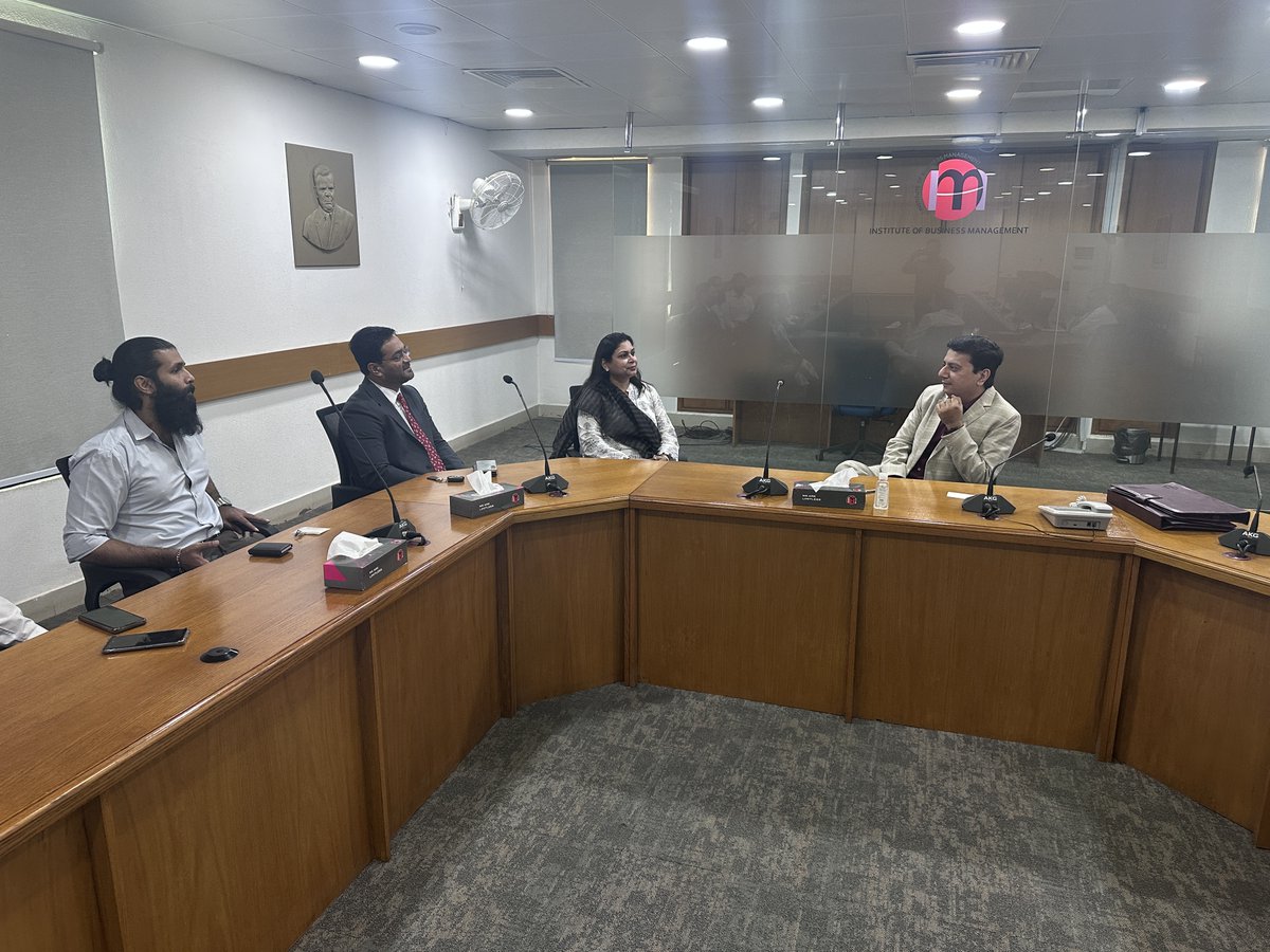 imranbatada's tweet photo. IoBM - CIT 𝗵𝗮𝘀 𝘀𝗶𝗴𝗻𝗲𝗱 𝗮 𝗠𝗲𝗺𝗼𝗿𝗮𝗻𝗱𝘂𝗺 𝗼𝗳 𝗨𝗻𝗱𝗲𝗿𝘀𝘁𝗮𝗻𝗱𝗶𝗻𝗴 (𝗠𝗼𝗨) 𝘄𝗶𝘁𝗵 𝗔𝗕𝗟 𝗙𝘂𝗻𝗱𝘀 𝘁𝗼 𝗷𝗼𝗶𝗻𝘁𝗹𝘆 𝗹𝗮𝘂𝗻𝗰𝗵 𝗮 𝗳𝗶𝗻𝗮𝗻𝗰𝗶𝗮𝗹 𝗲𝗱𝘂𝗰𝗮𝘁𝗶𝗼𝗻 𝗶𝗻𝗶𝘁𝗶𝗮𝘁𝗶𝘃𝗲 𝗶𝗻 Karachi.
#FinancialEducation #ABLFunds #imranbatada https://t.co/wDMFAcHeiG
