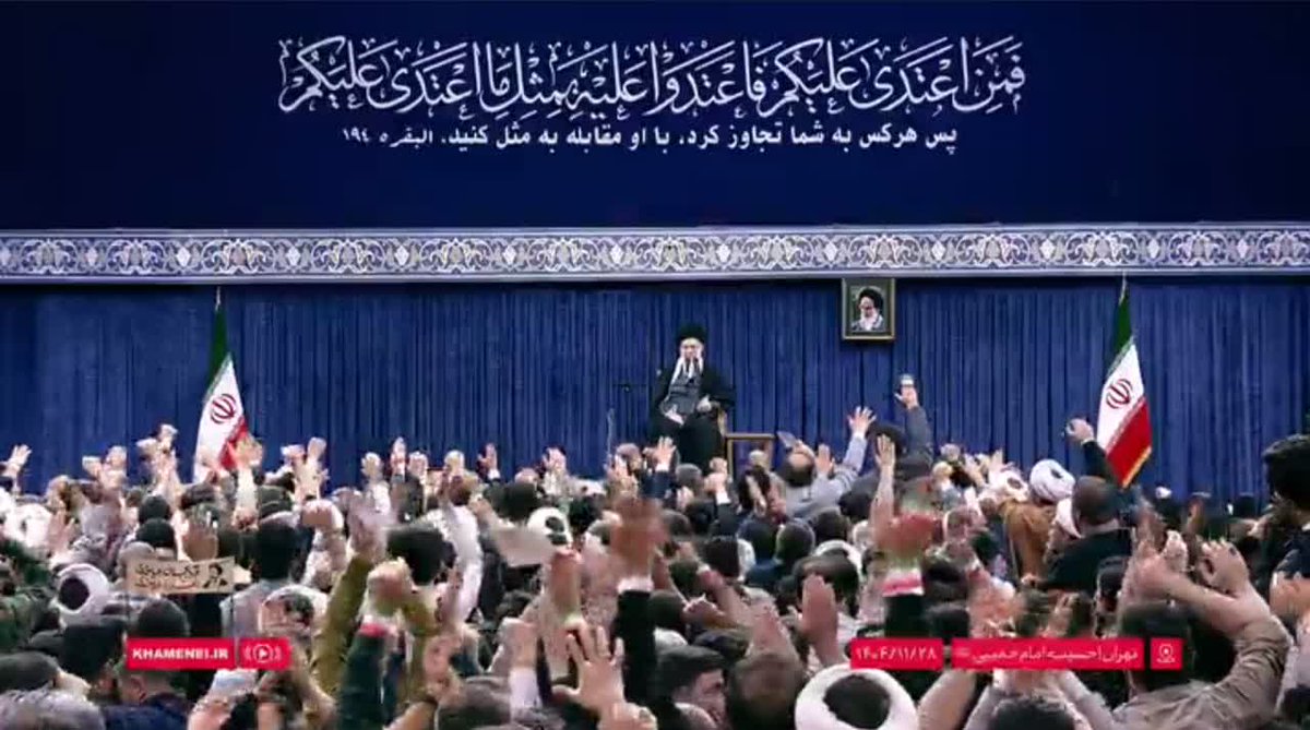 Farahankhabarr's tweet photo. رهبر معظم انقلاب: ما داغدار و عزادار خون‌های ریخته شده در فتنه دی‌ماه هستیم

 #۲۴۲۷_شهید_ترور https://t.co/5RzffhGG8W