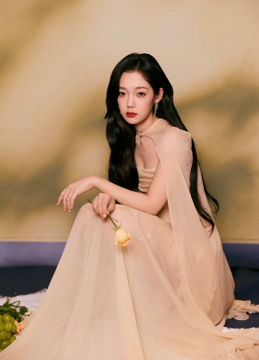 Xilin's Studio update for JiangsuTV Spring Festival Gala

🧨「Xi」Welcomes the Spring Festival - 
2026 JiangsuTV Spring Festival Gala

Sheer veils drape like poetry, dreamlike and ethereal. An elegant Eastern atmosphere, welcoming the New Year with blessings.

Tonight at 19:30 on