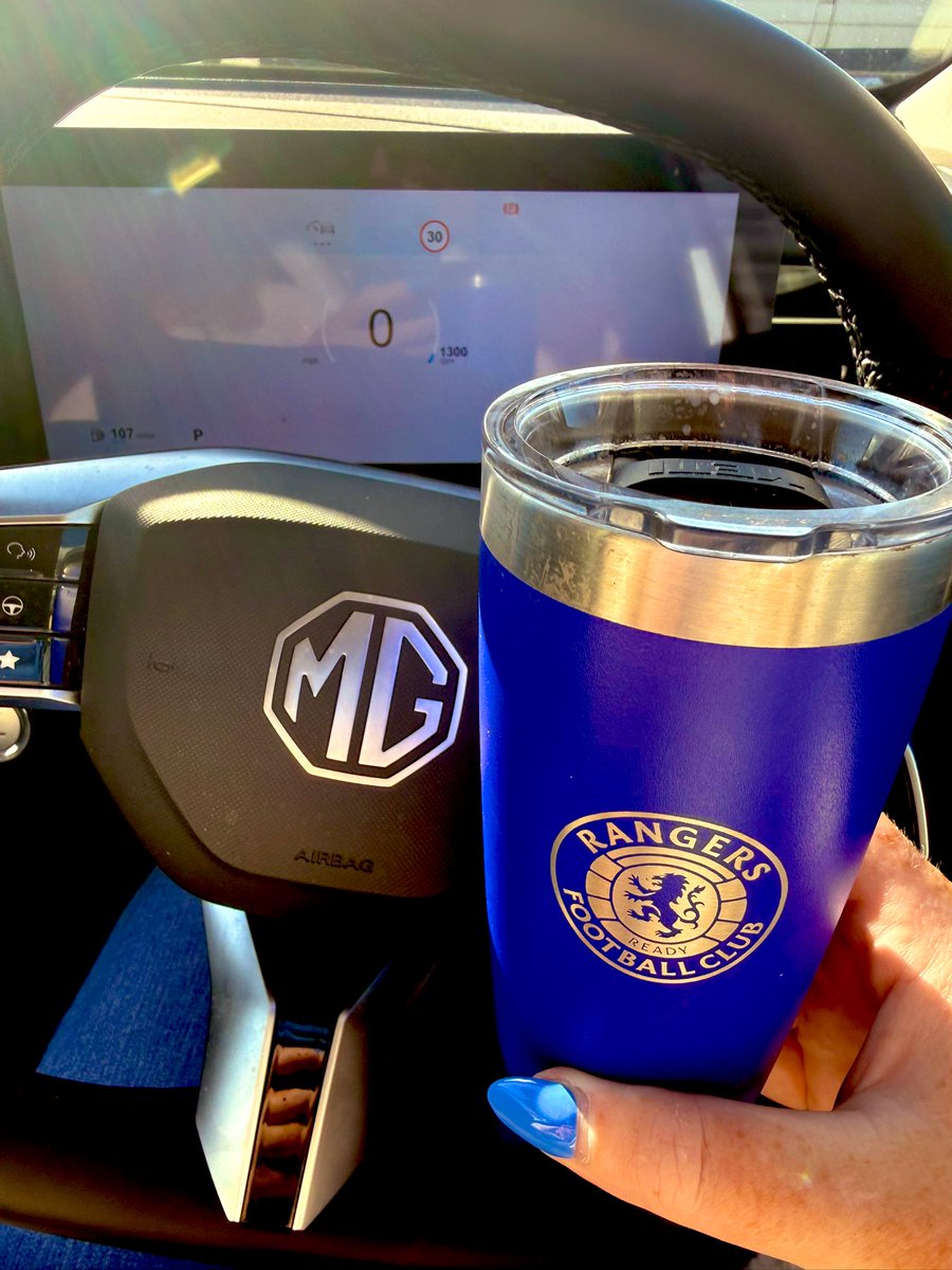 ShineBrightJill's tweet image. I love cruisin’ in the sunshine with the windows down, the music up, the sunnies on, minding my own business and enjoying my vibes… ☀️☀️☀️🚘☕️😎 #SUVLife 😁 #LivingTheDream 😉