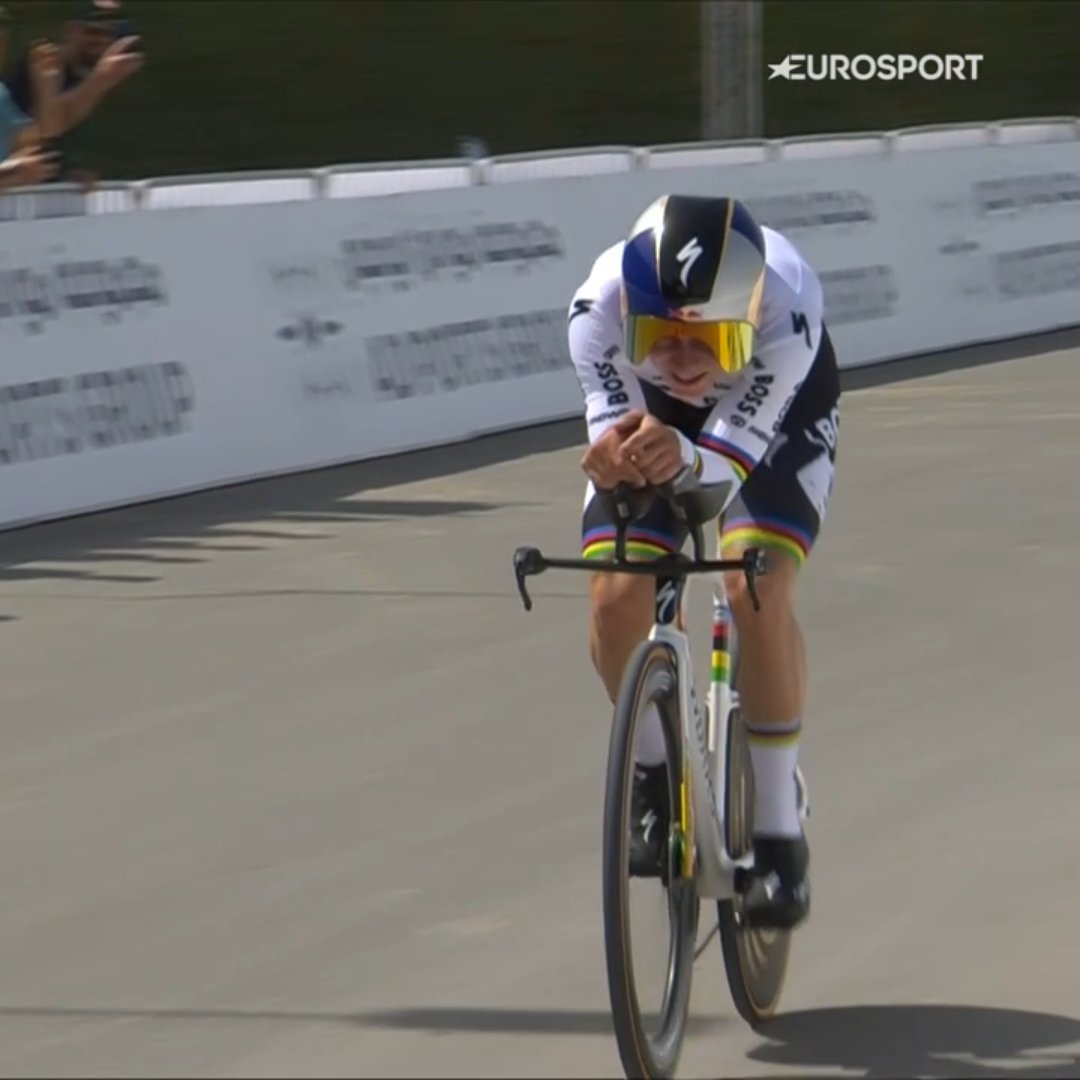 Le Gruppetto tweet media